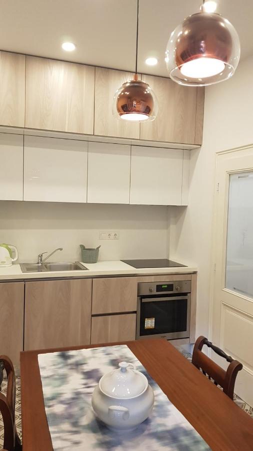 Center Gold Apartment Будапеща Екстериор снимка